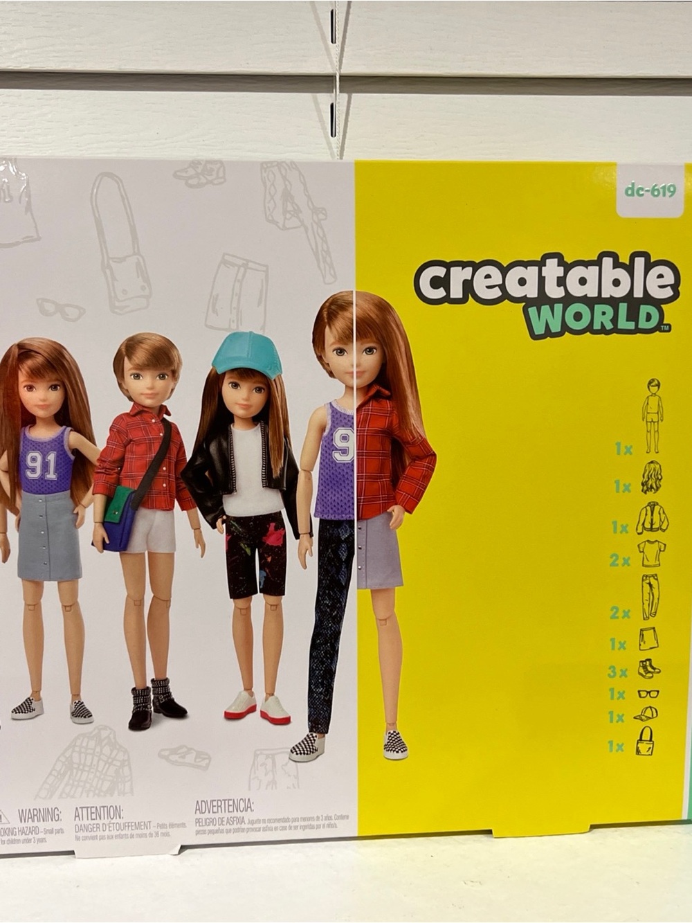 Luxe Creatable World Doll Set - Yellow & Teal Accents (DC-619)